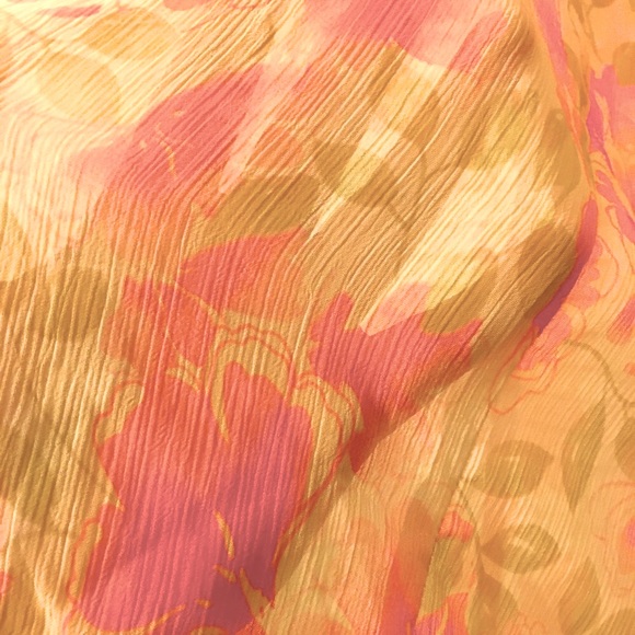 ✨ Sheer Pink & Orange floral button down blouse✨ - Picture 3 of 6